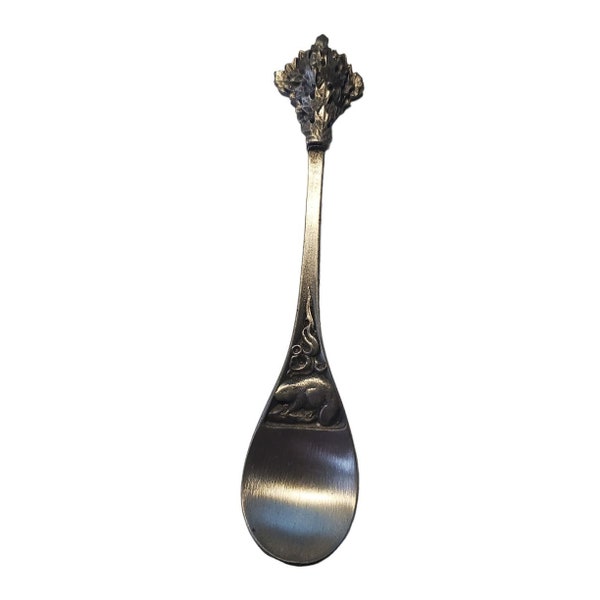 Souvenir Demitasse Spoon Pewter BOMA Canada Maple Leaf Cluster Badger (M7)