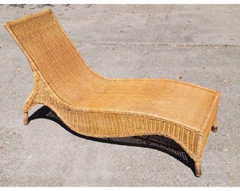 Vintage Wicker Rattan Chaise Lounge Curved Metal Frame Boho Coastal Chair