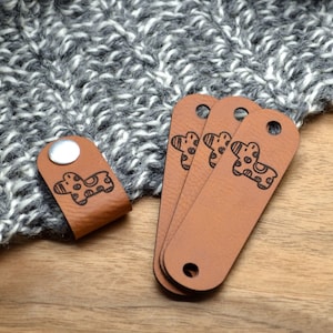 Set of 40 Faux leather labels 0.85x3 inches - Labels for rivets - Knitting labels, Personalized labels, Vegan leather, Crochet labels