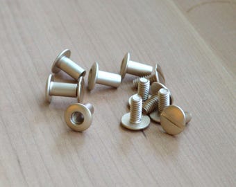 Remaches para etiquetas - Remaches atornillables para etiquetas de corcho y cuero