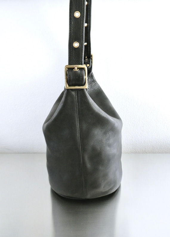 Vintage Black Leather Coach NYC Duffle Sac, Refur… - image 7