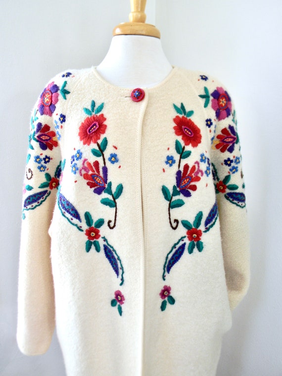 80s SSG by Catharine Lover Floral Embroidered Crea