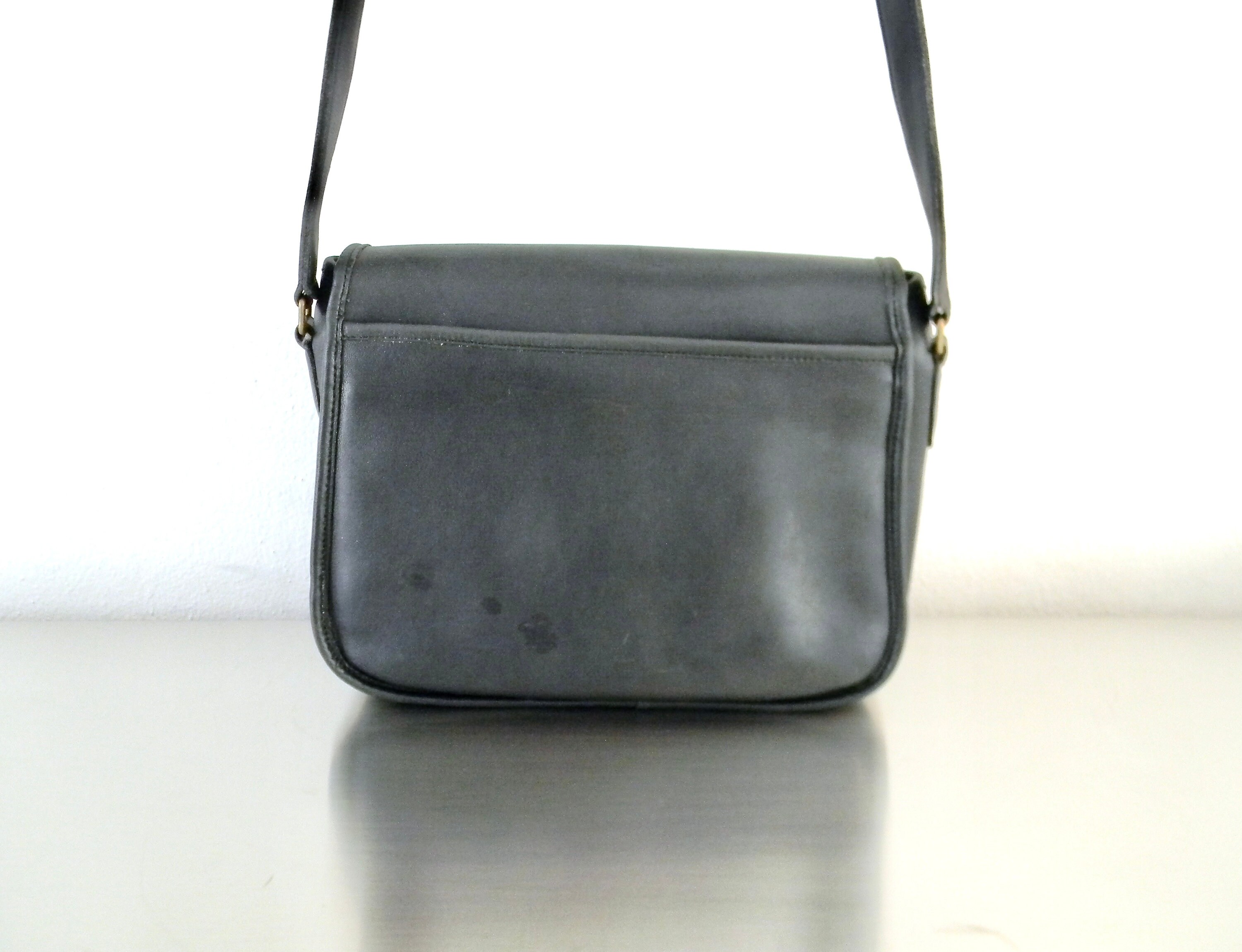 Refurbished 80s Vintage Coach Dark Navy Leather Ranch Bag 