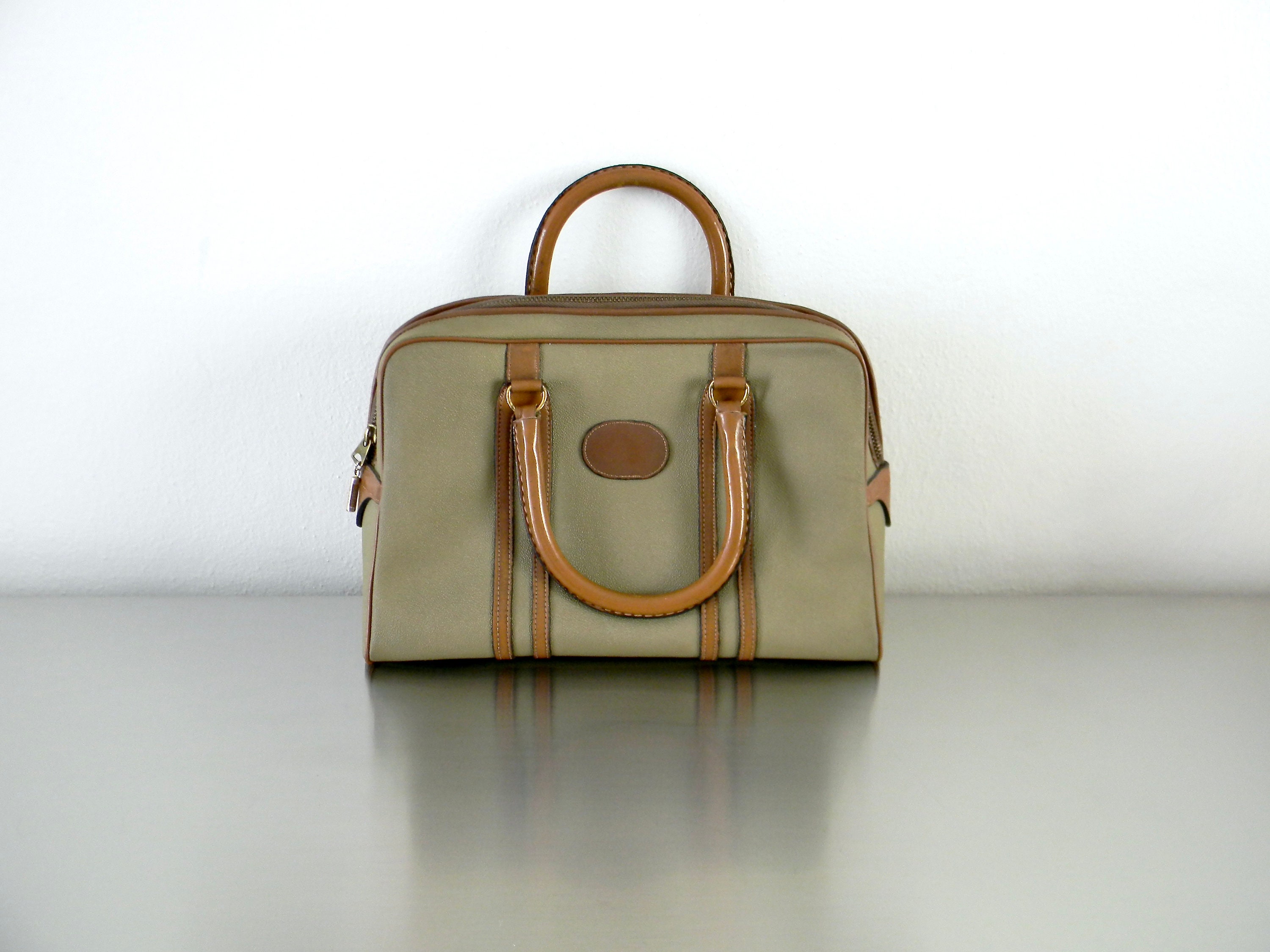 Vintage Two Tone Bonnie Cashin Era Meyers Top Handle Satchel Style Purse,