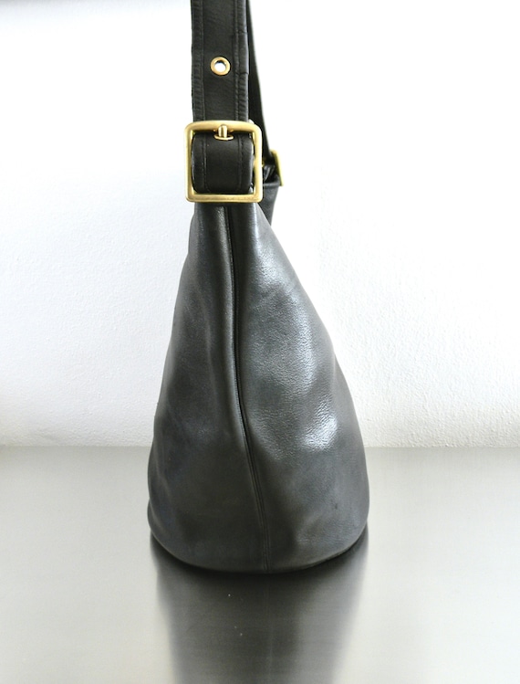 Vintage Black Leather Glue-In NYC Duffle Sac, Coa… - image 4