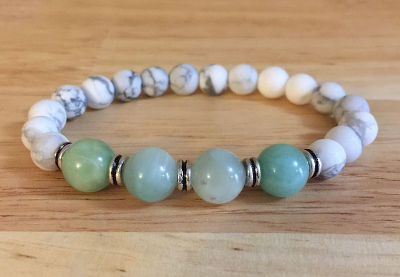 Howlite and Amazonite bracelet