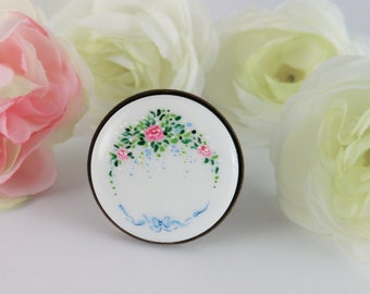 Porcelain hand-painted ring with roses, hand painted porcelain jewelry, flower lover gift, white ceramic cabochon, artistic jewelry