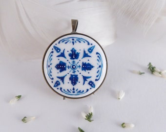 Hand-painted necklace with Azulejo, porcelain summer jewelry, portuguese tiles,  blue and white jewelry, hand made gift for women