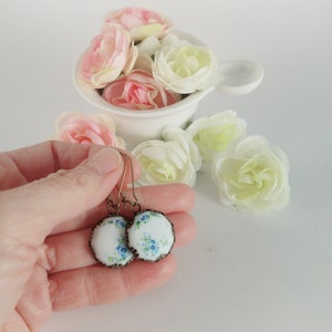 Porcelain earrings with blue flowers, hand-painted earrings, Japanese porcelain original, gift for flower lovers, portugal title jewelry zdjęcie 3