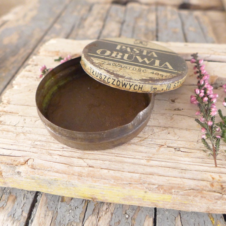 can box container shoes antiques tin mortar Box Creams for footwear atelier brocante