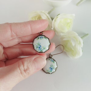 Porcelain earrings with blue flowers, hand-painted earrings, Japanese porcelain original, gift for flower lovers, portugal title jewelry zdjęcie 5