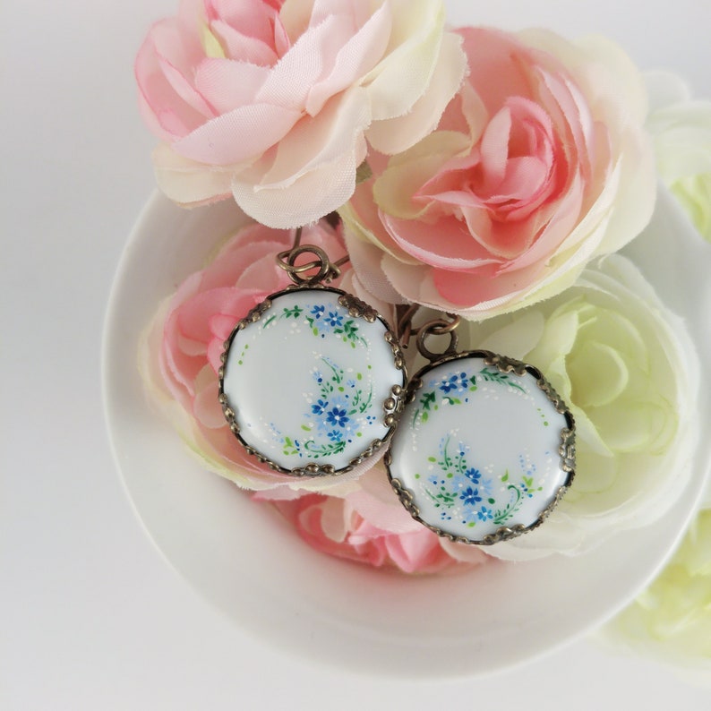 Porcelain earrings with blue flowers, hand-painted earrings, Japanese porcelain original, gift for flower lovers, portugal title jewelry zdjęcie 2