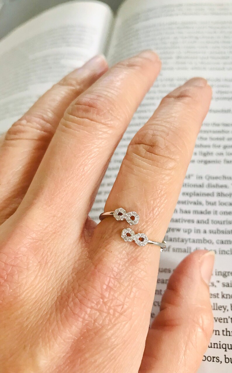 8 Ring Infinity Ring Cute Ring Friendship Ring Ring Gift for her CZ Cubic Zircona Sterling Silver Ring Best Friend Ring 925 Ring