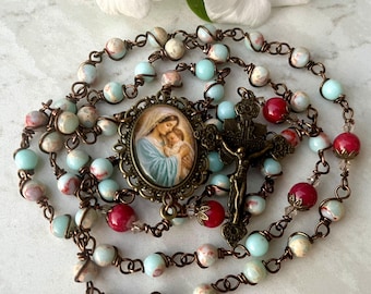 Magnifique chapelet de la Vierge Marie, orné de fil métallique ! Ravissant et résistant. *Pièce unique*