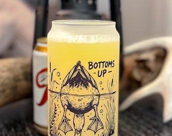 Bottoms Up! Wildlife Frosted Glass – Nature-Inspired Drinkware, Mallard, Ducks, Camping, National Parks | Gift for Beer Lovers -Wilde Nomad