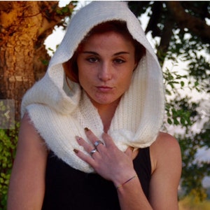 Scarves For Women Knitted Scarves Winter Scarves Infinity Scarves Circle Scarves Womens Scarves White Scarf Unique Scarves Fashion Scarves