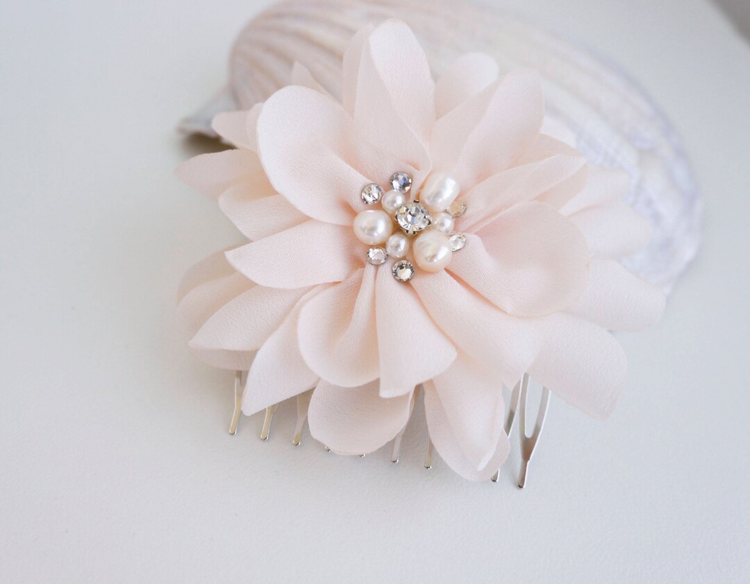 Pale Pink Flower Hair Comb,wedding Hair Accessory,blush Pink Hair Accessories,pink Hair Comb
