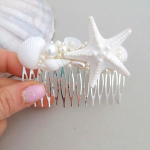 Bridal hair comb, Sea shell hair comb, Beach wedding Beach hair accessory, Seashell Hair accessories, Mermaid hair comb, Shell Headpiece