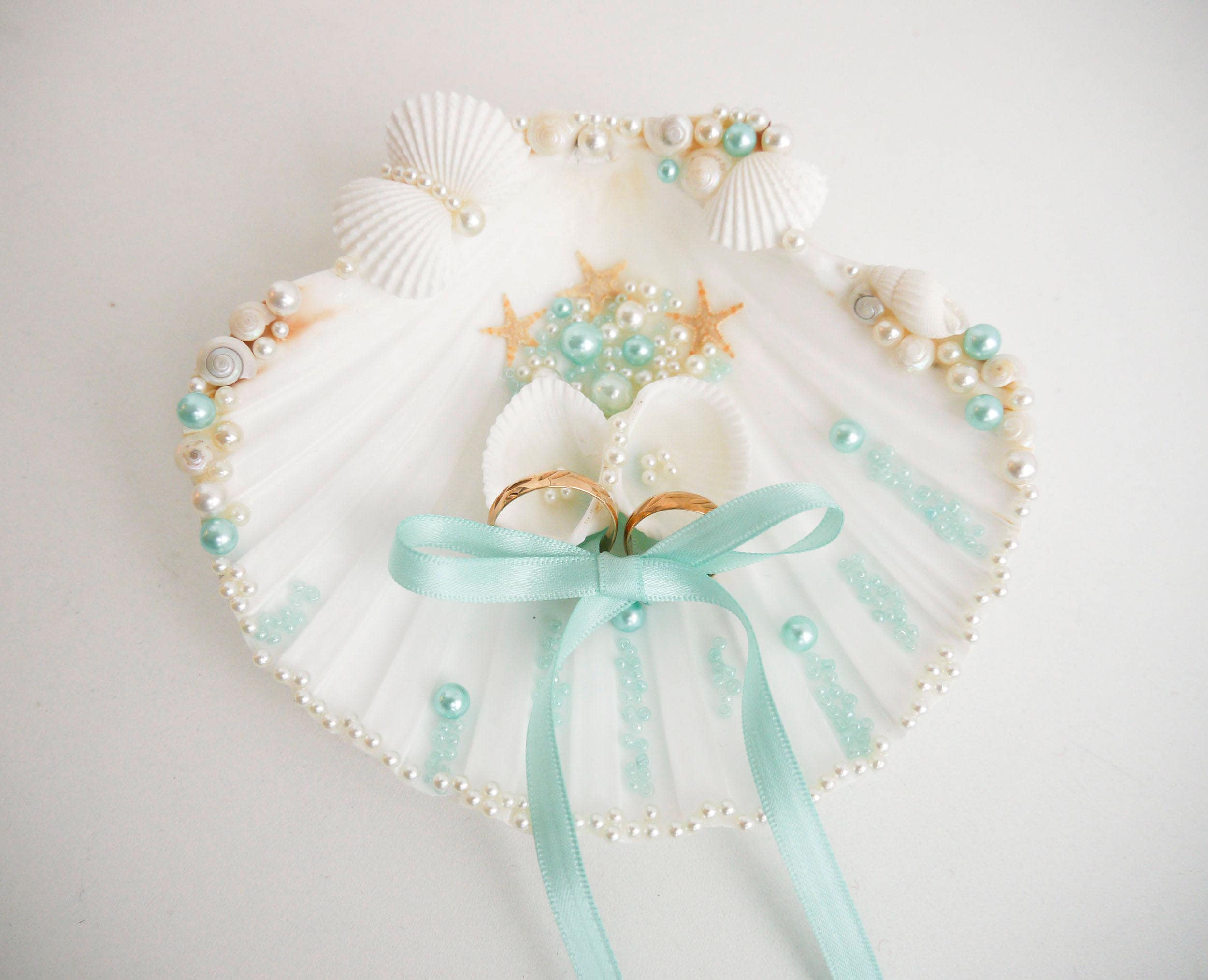 Shell wedding ring holder sale