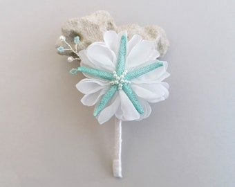 Shell boutonniere, Starfish corsage, Beach Wedding Boutineer, Beach Wedding Boutonniere, Grooms Accessoires, Shell Boutonniere, aqua blauw