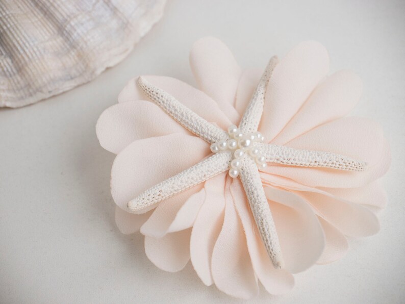 Seashell Hair Clip Beach Wedding Beach Hair Accessory Pale Etsy