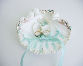 Turquoise wedding, Shell ring holder, Wedding Ring Holder, Sea shell Ring Bearer, Sea Wedding, Ring Bearer, Sea Shell Ring Pillow, Aqua blue