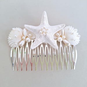 Bridal hair comb, Sea shell hair comb, Beach wedding Beach hair accessory, Seashell Hair accessories, Mermaid hair comb, Shell Headpiece