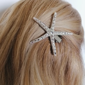 Starfish hair pins, Crystal starfish, Beach wedding, Hair accessory, Seashell Hair clip, Mermaid hairpiece, bridal hair pins, Headpiece