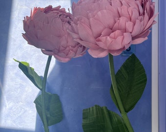 Large Freestanding Paper Flower in Dusty pink/ Giant paper peony / Wedding flowers / Birthday flower props