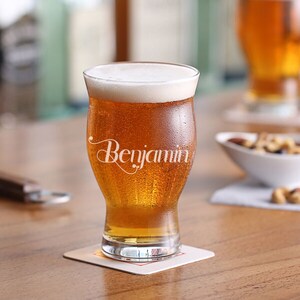 Craft Beer Glass, 16 oz Tulpenglas, Revival - personalisiert, graviert, lasergeätzt - Monogramm, Initialen oder Inschrift
