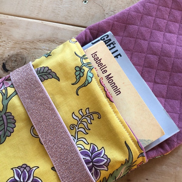 Pochette en tissu pour livre à rayures rose et dorée