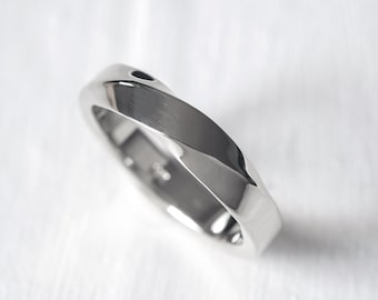 Glänzender 14K Weißgold Möbius Ehering, 4 mm Einzigartiger spezieller Ehering