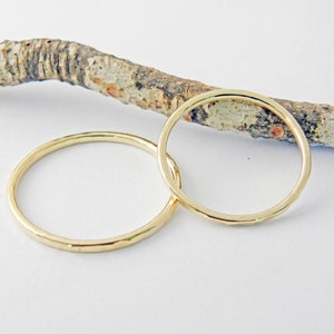 Skinny hammered-Wedding bands his and hers-Gold wedding bands set-14k solid yellow gold-Approx. 1.5mm x 1.5 mm -Shinny finish.Unisex.