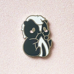 Cute Skunk Enamel Pin • Animal Lapel Pin Badge