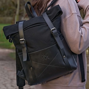 Zwarte rugzak van leer en canvas | Reisrugzak heren dames | Vintage tas | Cadeau voor hem | Cadeau voor haar