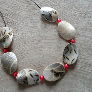 Japanese paper wooden necklace-Grey and red