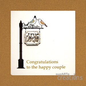 Cartão de casamento vintage | Parabéns ao casal feliz | Pássaros do amor | Amor verdadeiro | Antigo | Quadrado | Dourado | 14 x 14 cm / 5,5 polegadas