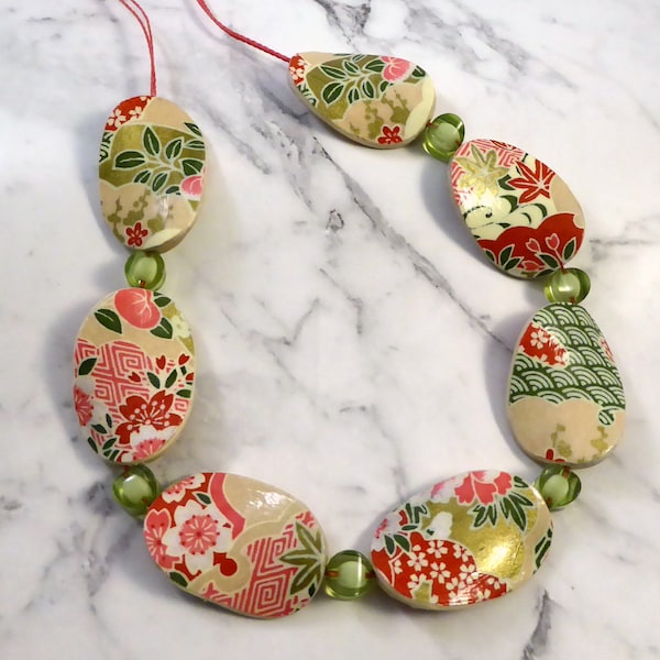 Japanese paper wooden beaded necklace-Christmas colours