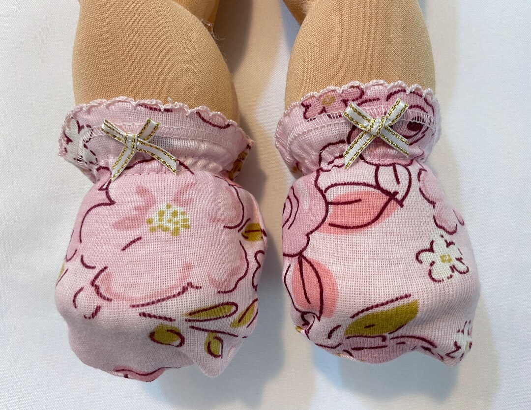 16 Cabbage Patch Accessory pink Roses Elephants Doll Socks W/bows