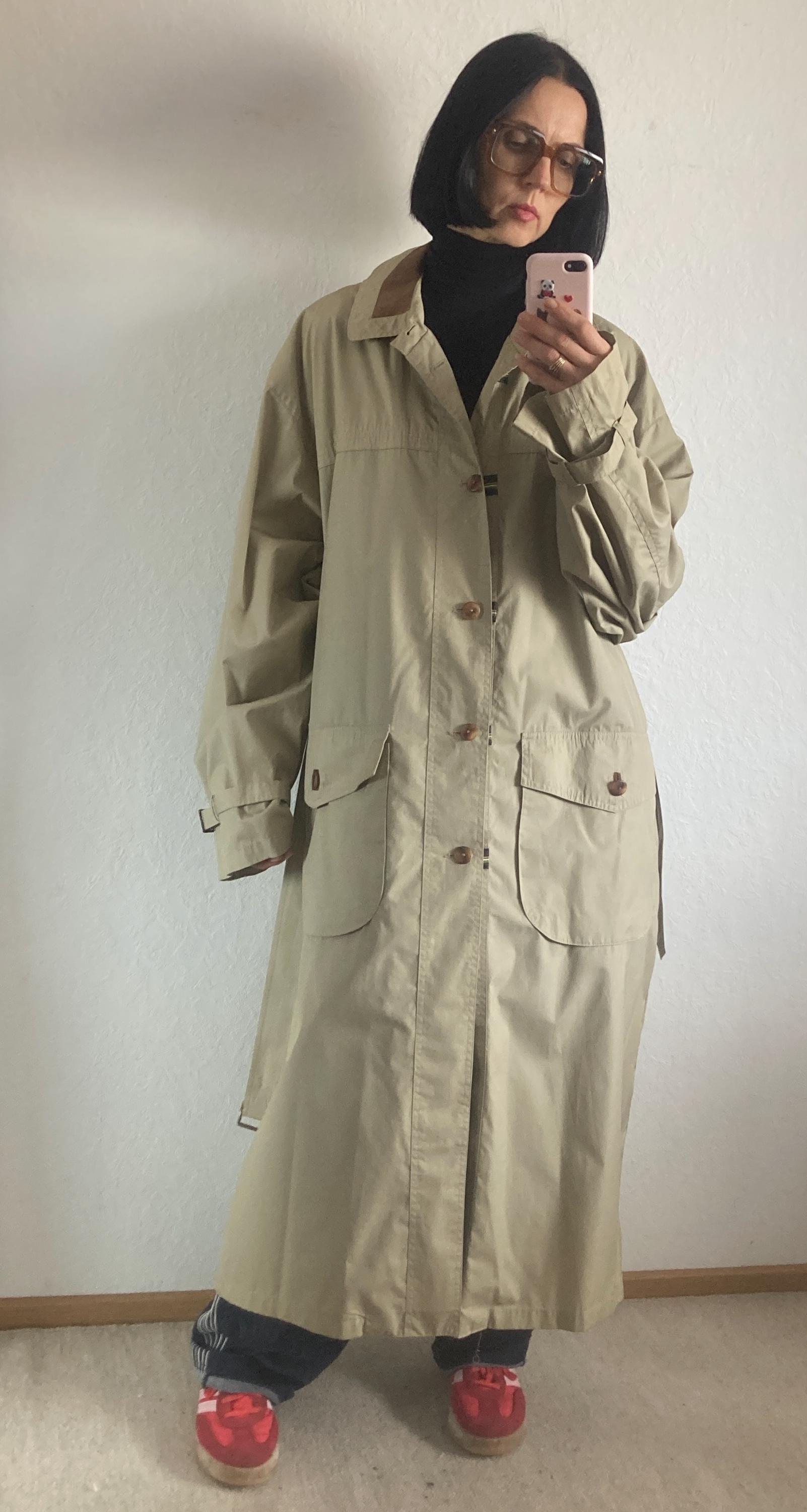Vintage 1980s Beige Trench Coat: Unisex Oversized Fit With Leather