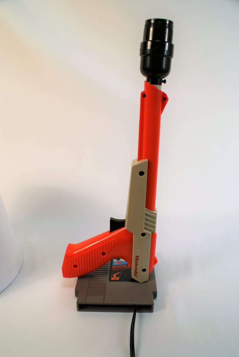 Nintendo Zapper Lamp with Trigger Switch image 3