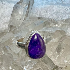 Sugilite Ring 7 - The Stone for Spiritual Protection