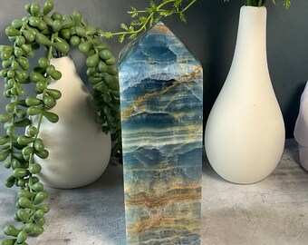 Argentinian Blue Onyx Tower - The Stone for Confidence, Strength and Grounding