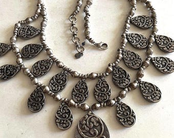 Lucky Brand silver tone bib necklace teardrop-shaped charms