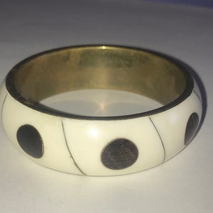 Vintage 90&#39;s Ethnic POKA DOT Inlaid Wood Cream Brass Bangle