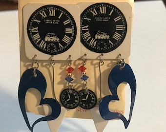 Vintage 90's Dangling Long Metal CLOCK HEART Charm Earrings. New York, Paris