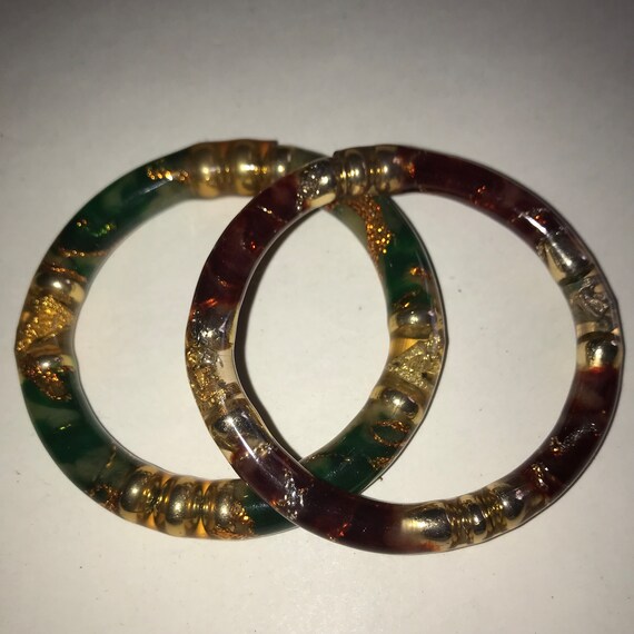 2 Emerald & Ruby Resin Bangles with miniature sta… - image 6