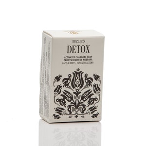 DETOX-geactiveerde houtskoolzeep, diepreinigende koudeproceszeep met actieve kool en etherische olie van teatree, voor gezicht en lichaam.