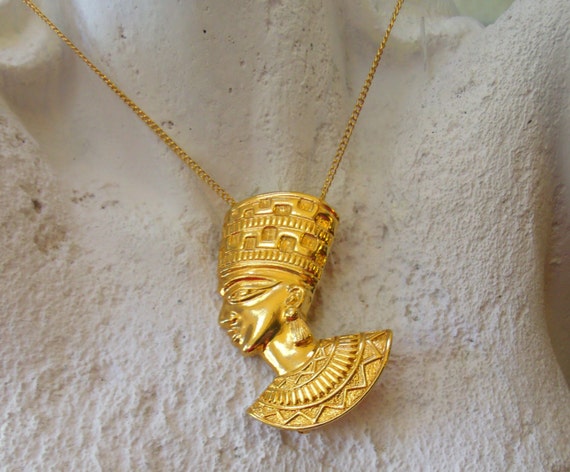 Vintage Nefertiti Brooch Pendant - image 3