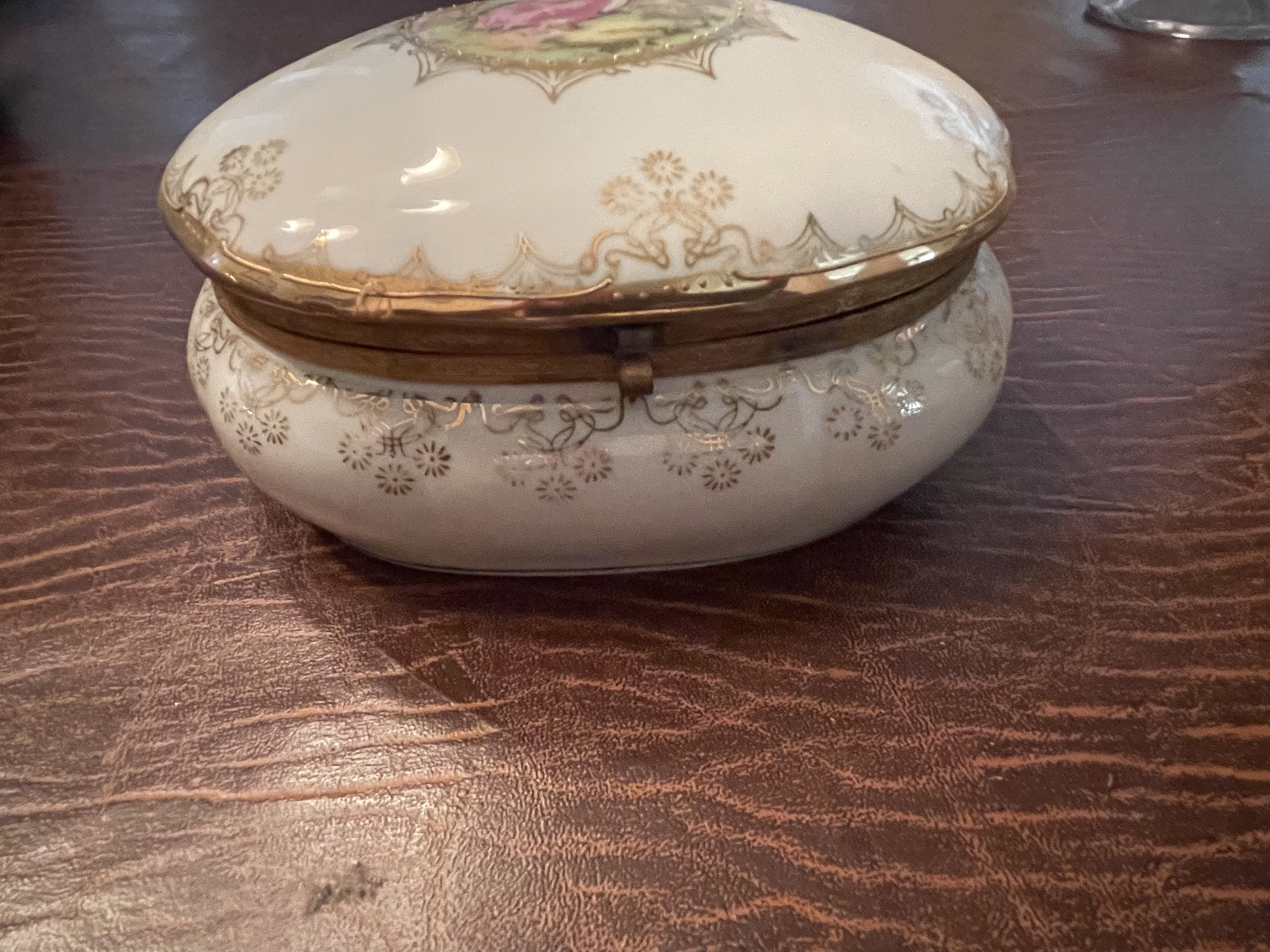 Royal Vienna Box - Etsy